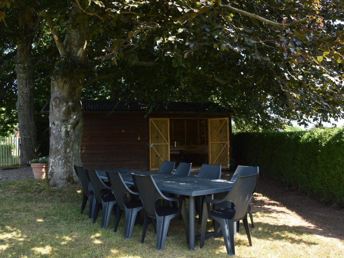 Elegant Villa In Stavelot With Fitness Playroom Exterior foto