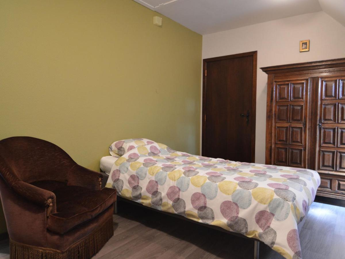 Elegant Villa In Stavelot With Fitness Playroom Exterior foto