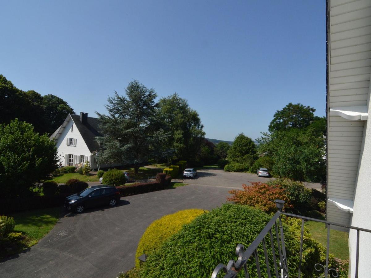 Elegant Villa In Stavelot With Fitness Playroom Exterior foto